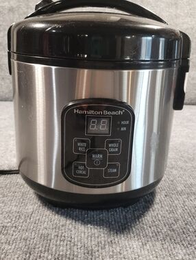 Hamilton Beach 37518 Rice Cooker 8 Cups Cooked (4 Cups Uncooked)